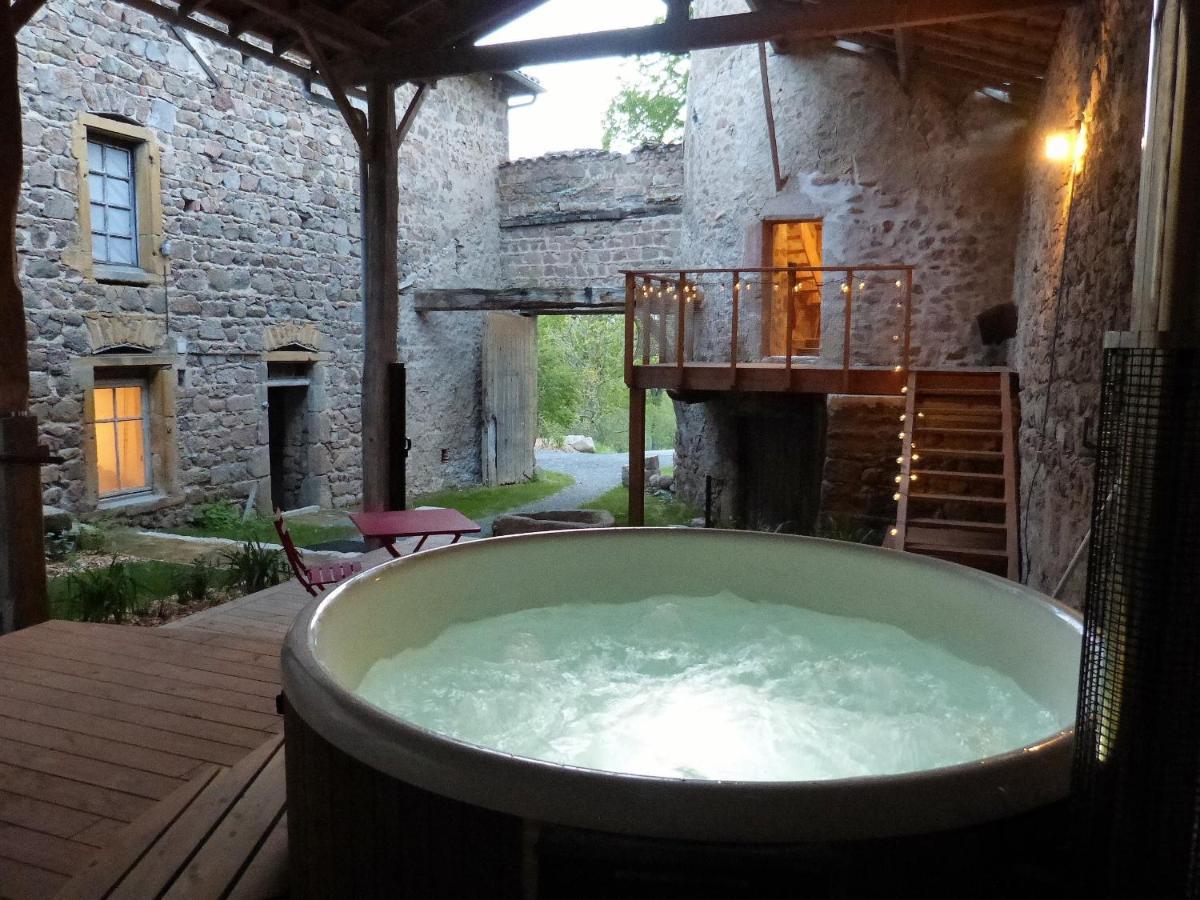 La Tour Du Canet Longessaigne エクステリア 写真